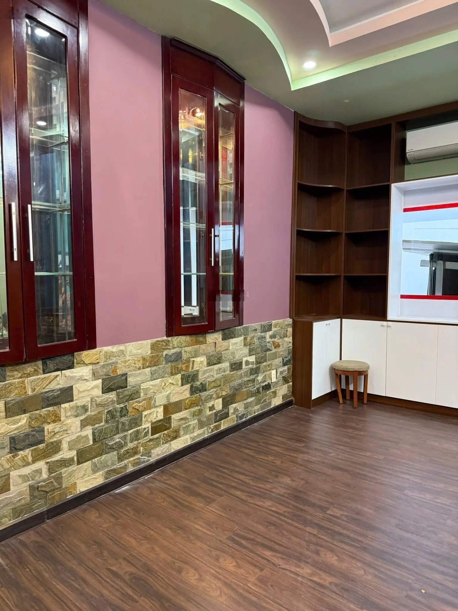 Giảm giá bán gấp nhà Lương Định Của-Bình Khánh-Q2, gần chợ Bình Khánh. 3tỷ450/73m2 cho thuê 21tr/th