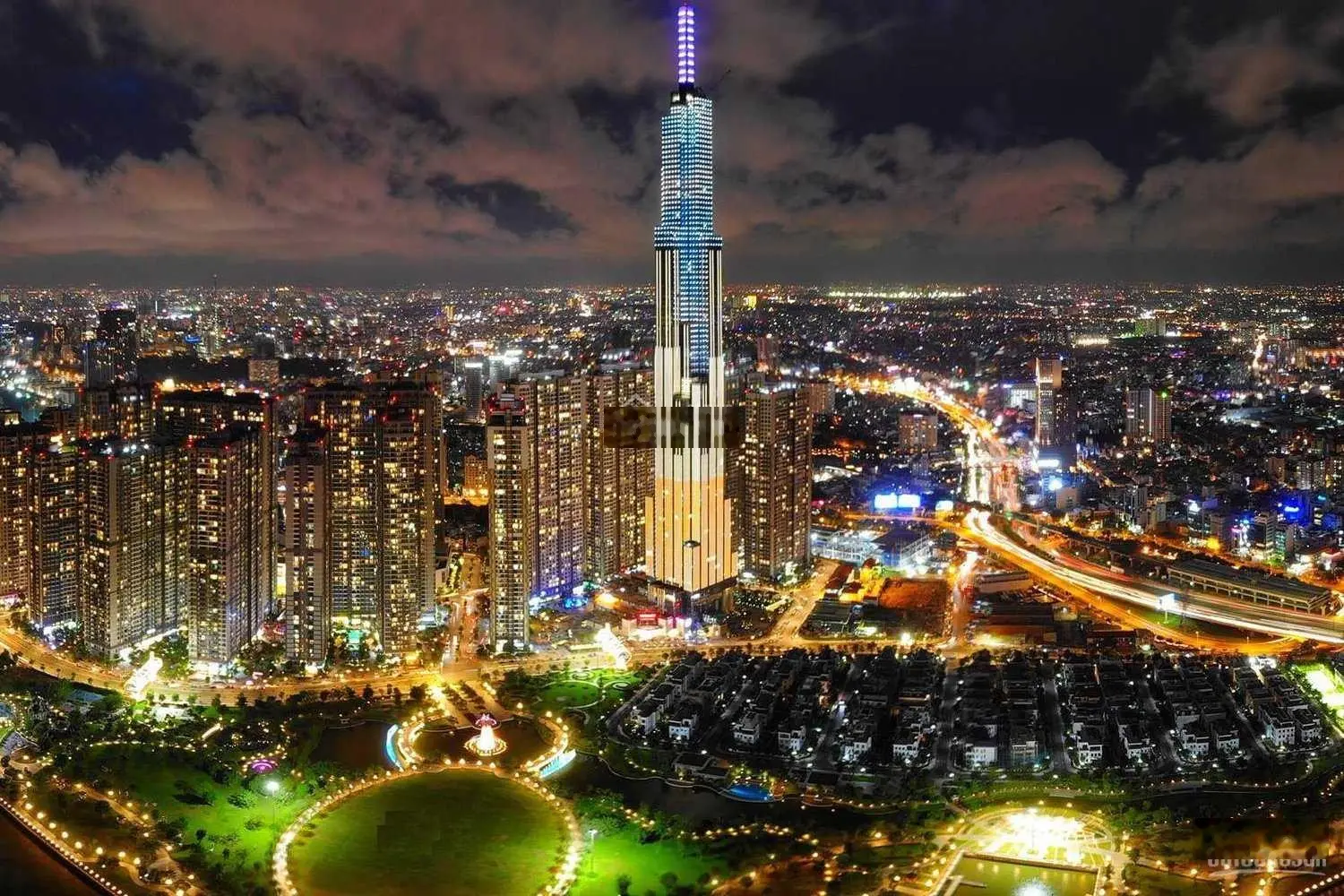 Chính chủ gởi bán biệt thự Vinhomes Tân Cảng, view trực diện sông