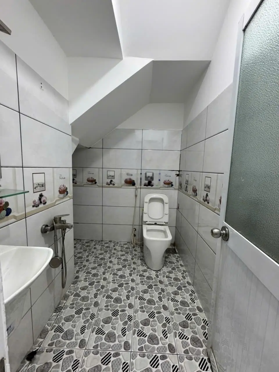 Bán NR 54m2, 4PN, 4WC tại Mễ Cốc, Q8, HCM giá 5,38 tỷ