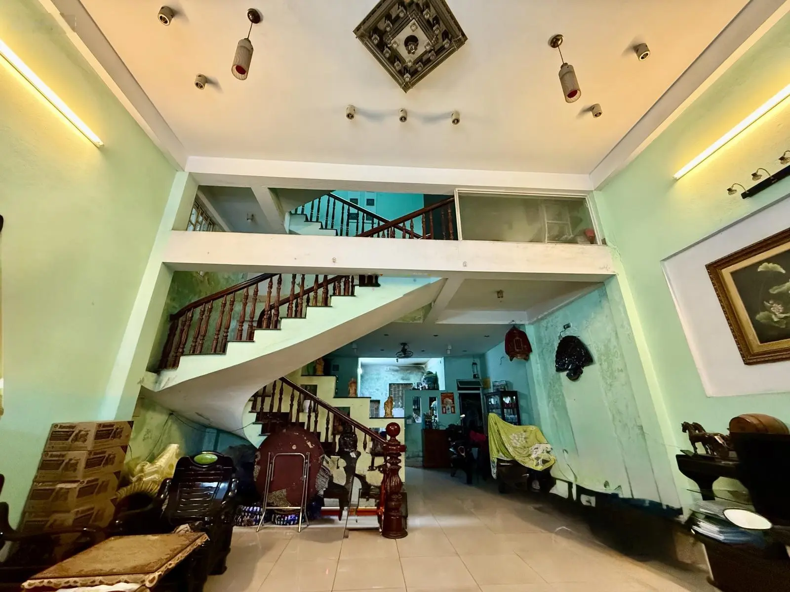 Mặt tiền kinh doanh, sầm uất bậc nhất Đà Nẵng - Hoàng Diệu - Ngang lớn 7m - Sẵn 3 tầng BTCT...!!!!