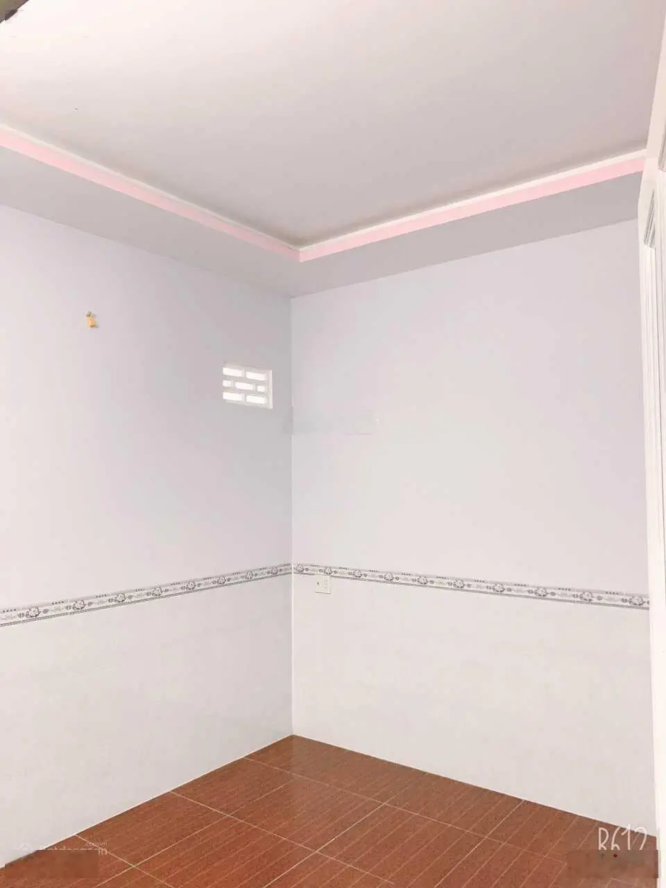 Bán nhà liên kế 5x18m, 90m2 KDC Tân Phong, giá tốt chỉ 4 Tỷ vị trí đẹp vào ở ngay nhà 1 lầu 3PN