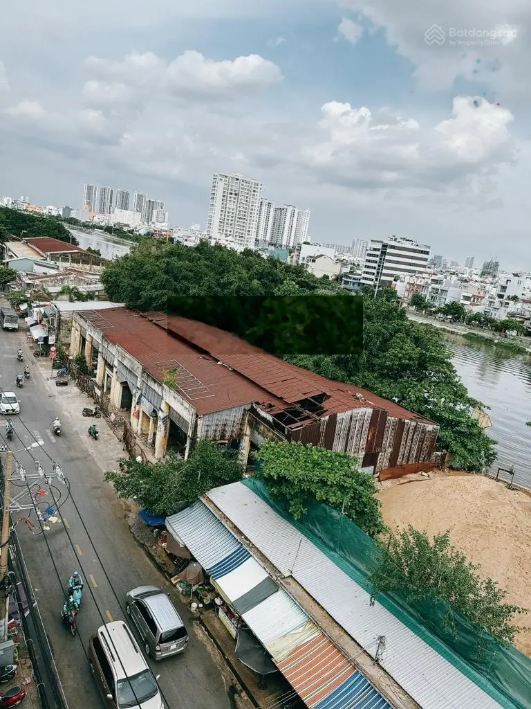 Bán nhà mặt tiền Tôn Thất Thuyết 6 lầu, Quận 4