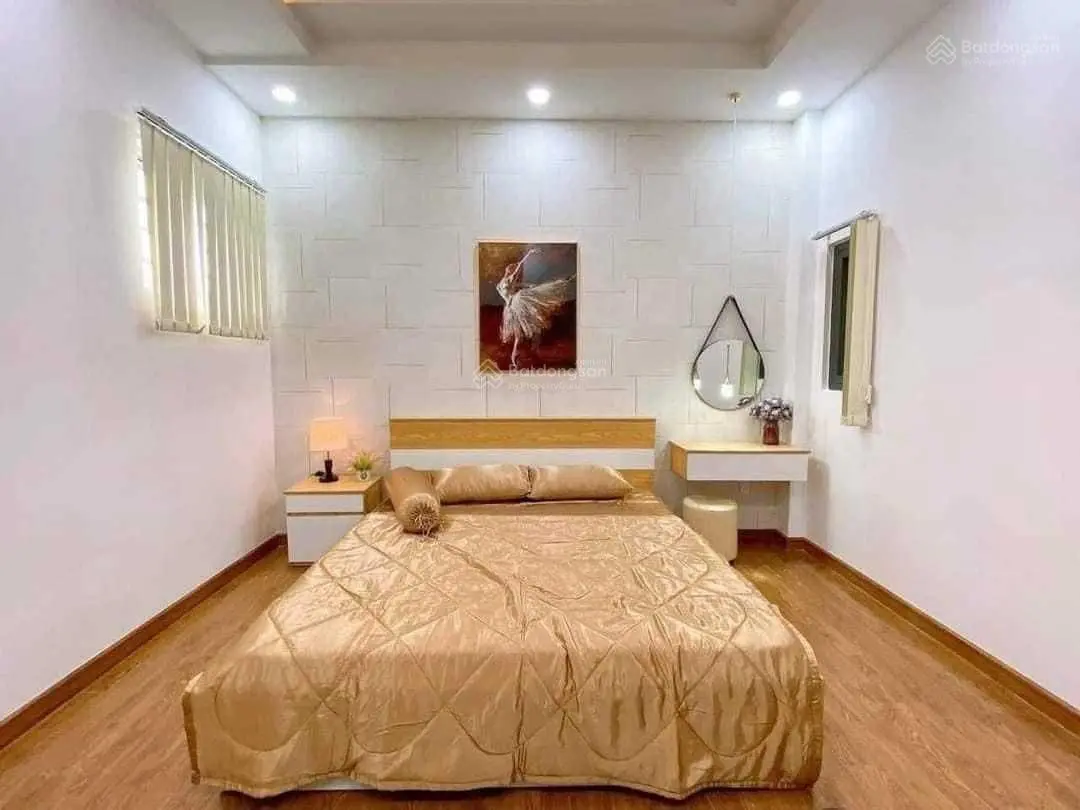 Bán nhà riêng đường Hồ Thị Kỷ Quận 10. Giá 5tỷ2, DT 57,2m2
