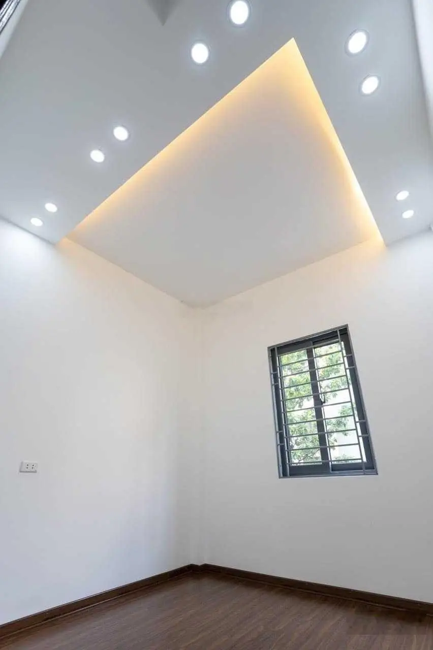 Hạ chào nửa tỷ! Thái Thịnh, gần phố, mặt ngõ, 35m ô tô tránh, full nội thất, lô góc, 51m2, 4PN
