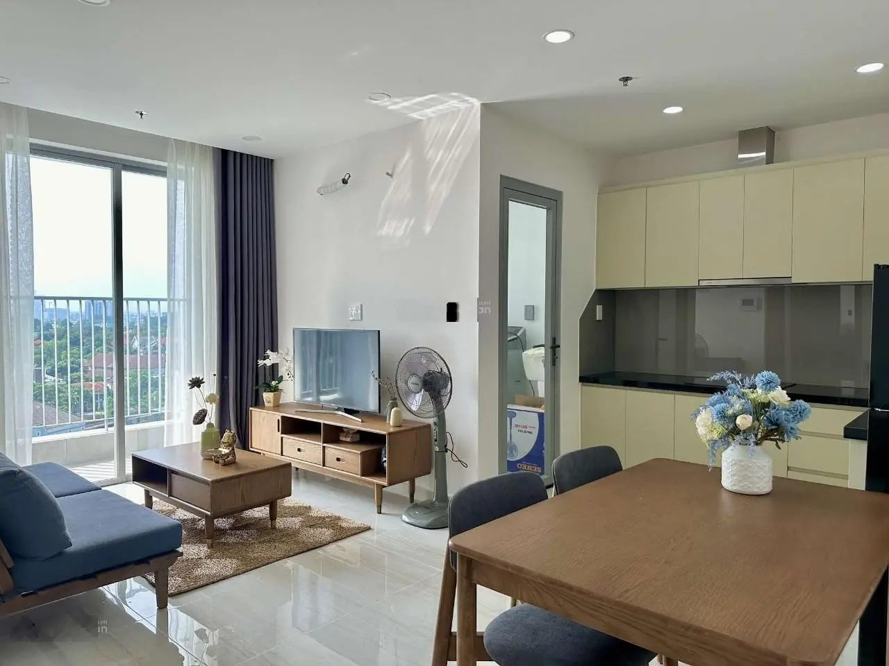 Bán nhanh căn hộ Happy One Central 2PN view thành phố giảm mạnh chỉ còn 2.45tỷ. LH 0888 728 *** Ms Tú