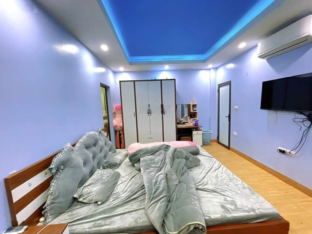Cần bán gấp, CCMN Doãn Kế Thiện, dòng tiền khủng, gần phố, 80m2 x 7 tầng, 16,6 tỷ