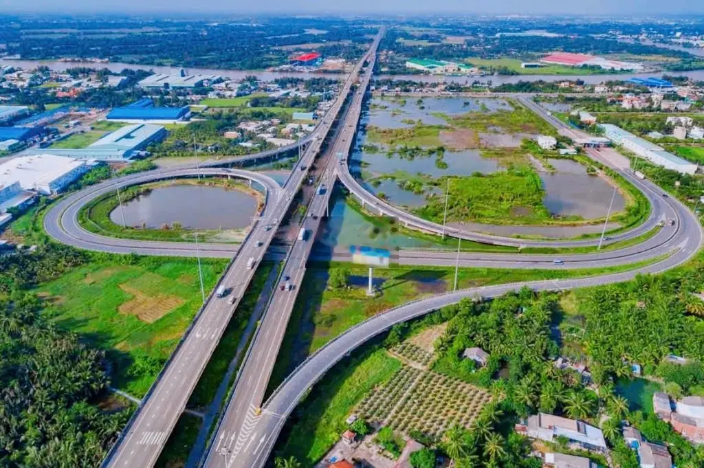 CHỈ 2 TỶ 987 SỞ HỮU NGAY BIỆT THỰ VIEW HỒ 175M2