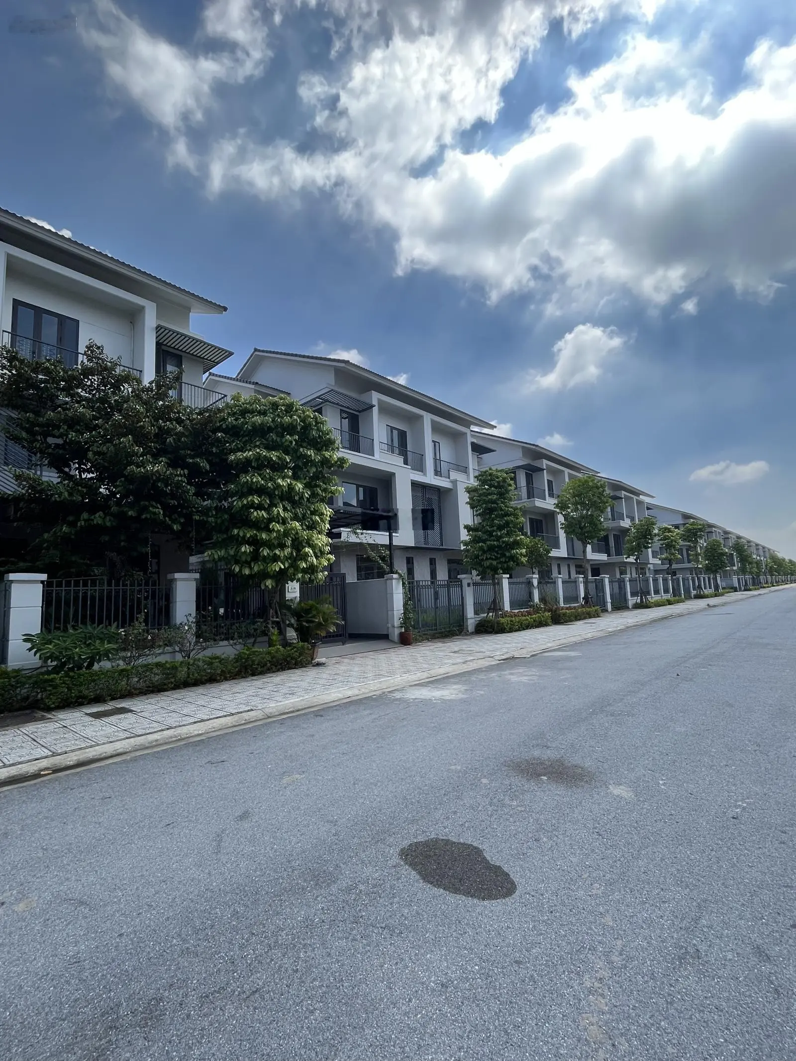 Bán gấp BT Centa Riverside, 10,6 tỷ, 180m2, 4PN, 5WC, Từ Sơn, Bắc Ninh