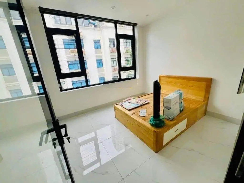 Bán Gấp nhà lưu Hữu phước 66m2 x 4 tầng mặt tiền 4,2m nhà dân xây xung quanh ngập tràn tiện ích