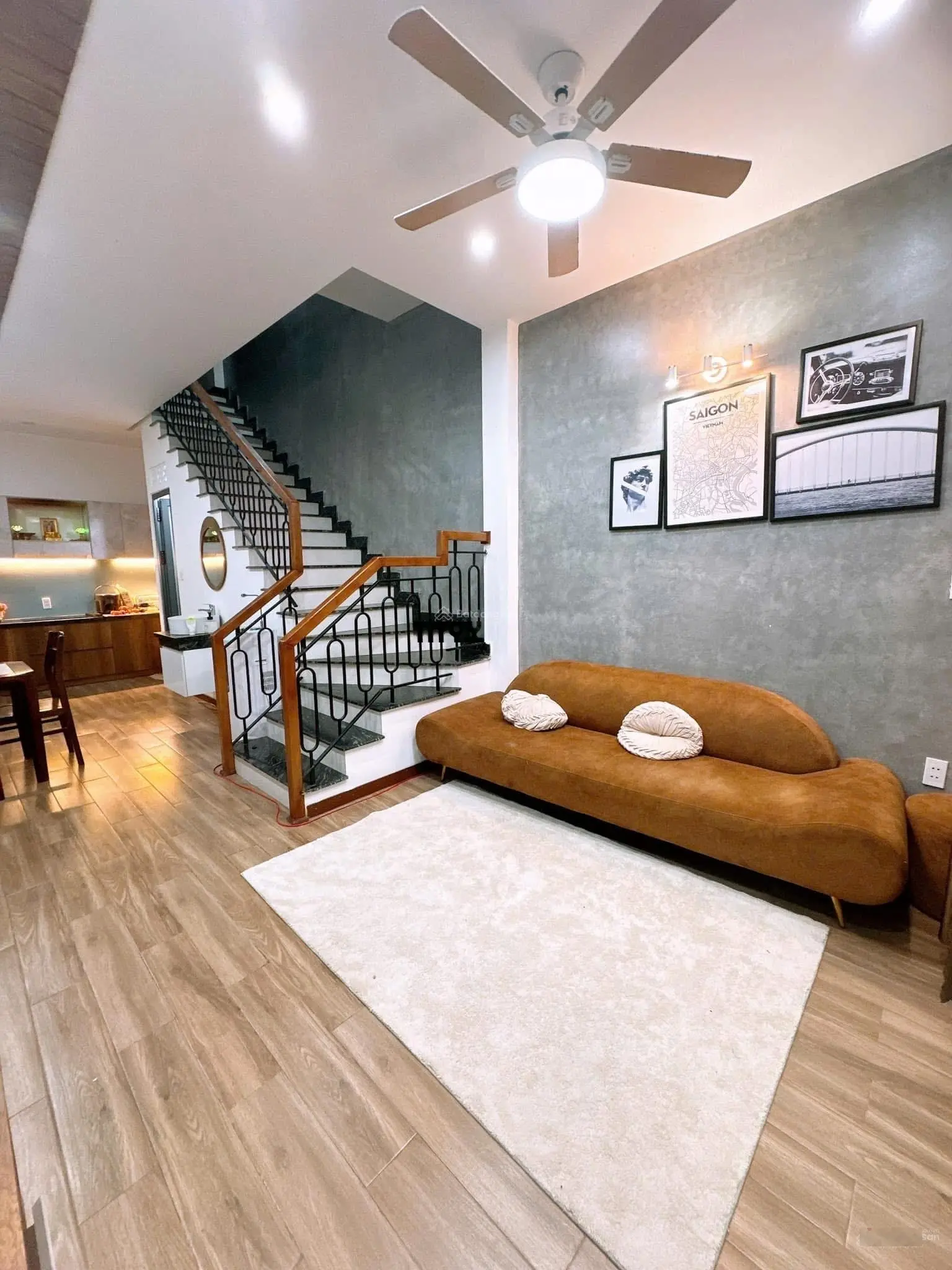 Nhà 2mê rưỡi kiệt 62/12/2 Nguyễn Huy Tưởng Vị trí : cách đường chính 30m,