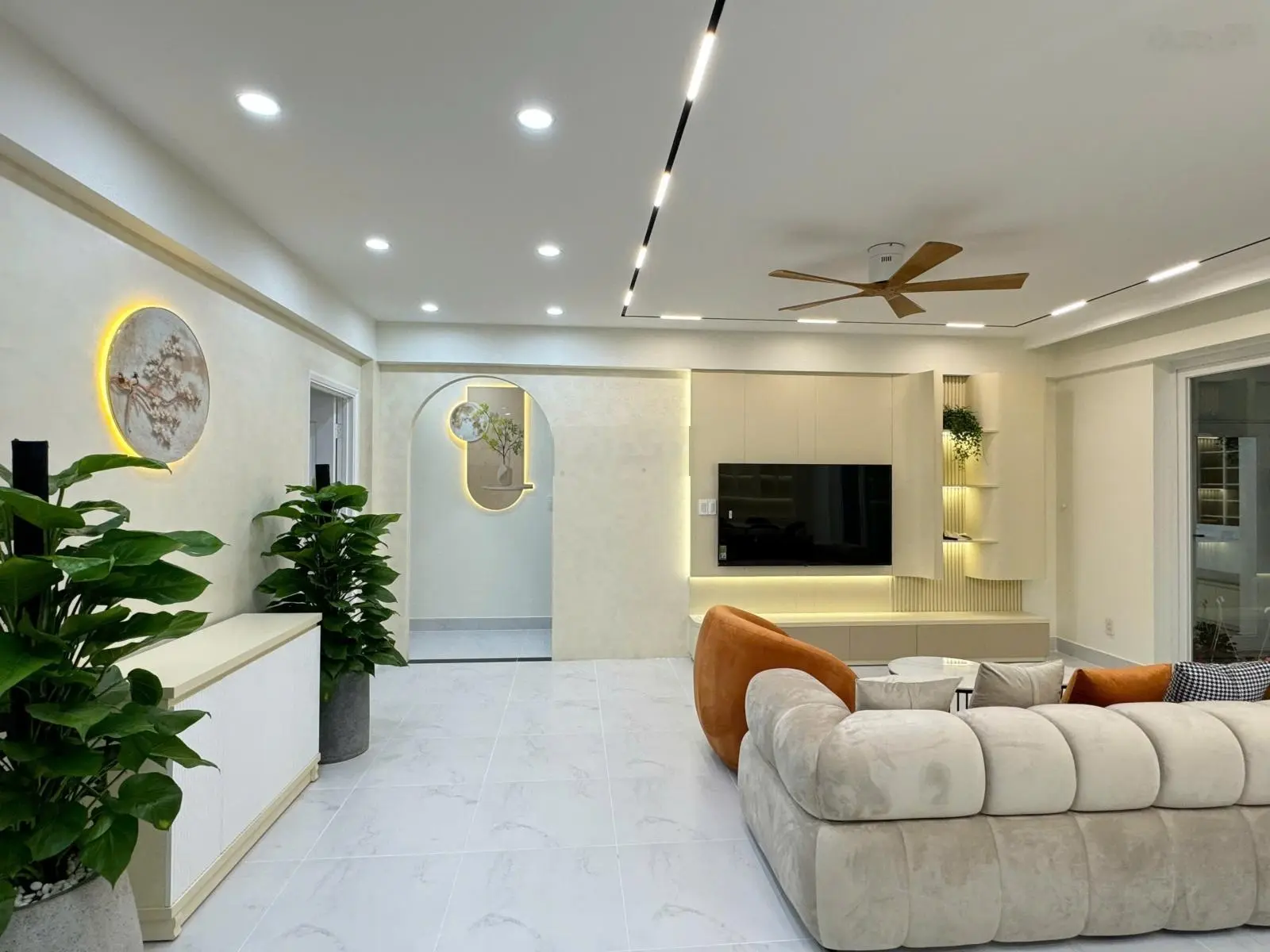 Kẹt Tiền Bán Căn Hộ Mỹ Phát Full Nội Thất, Có Ô xe Hơi