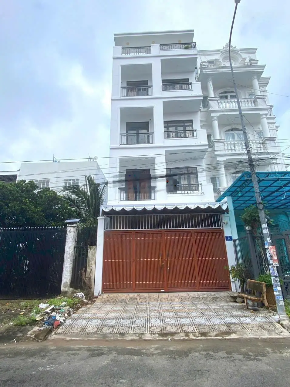 BÁN NHÀ 1 TRỆT 4 LẦU đường số 9 KDC Xây Dựng - Q Cái Răng TP Cần Thơ