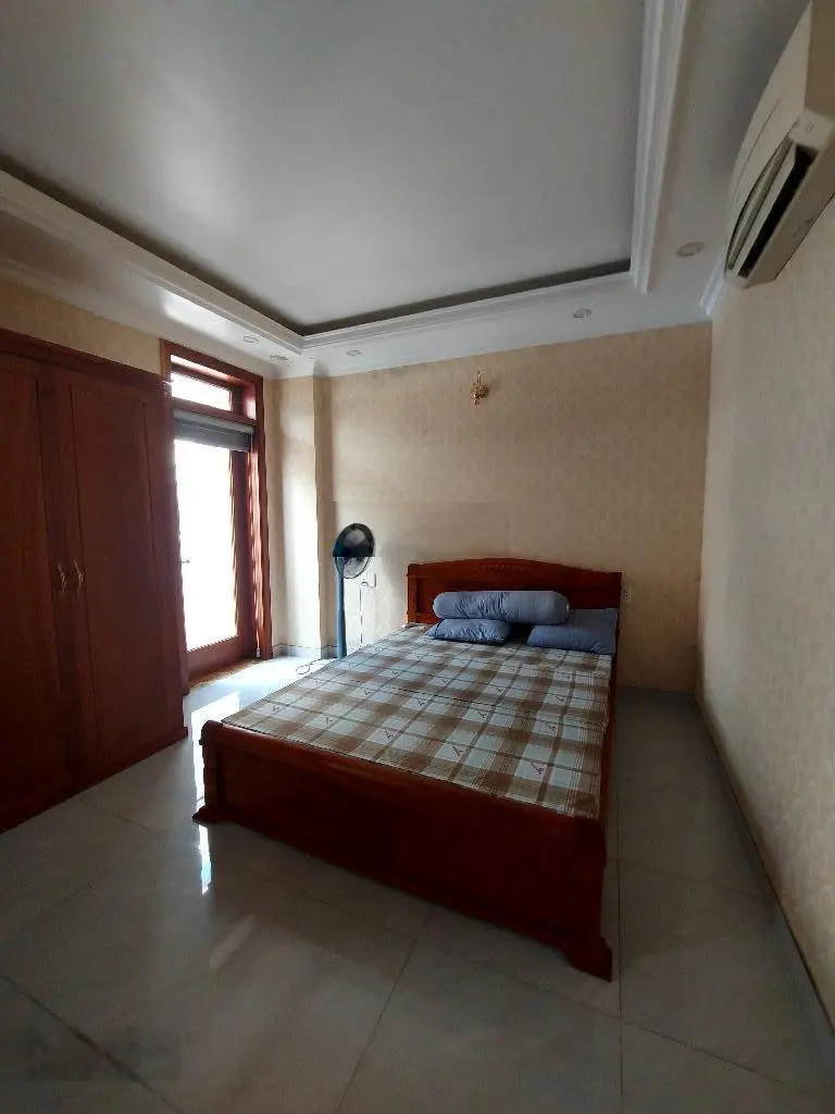 Nhà mặt tiền đường số 2, Phú Mỹ, Q7: 4 tầng, ST, 5,2*12m, 9,3 tỷ, thương lượng, SHR