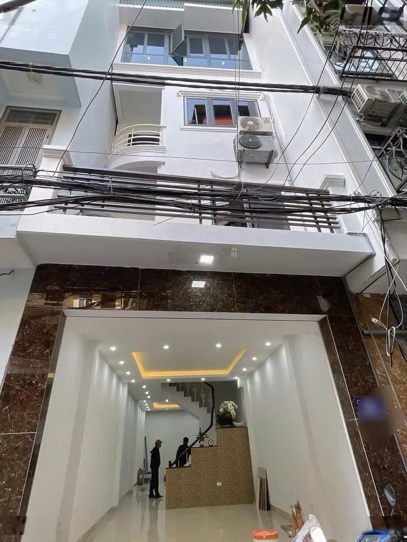 Bán nhà đẹp Trần Duy Hung,Ô tô đỗ cửa,ngõ thông tứ tung,kinh doanh-DT65m 5 tầng-MT:4.1m-15.5 Tỷ