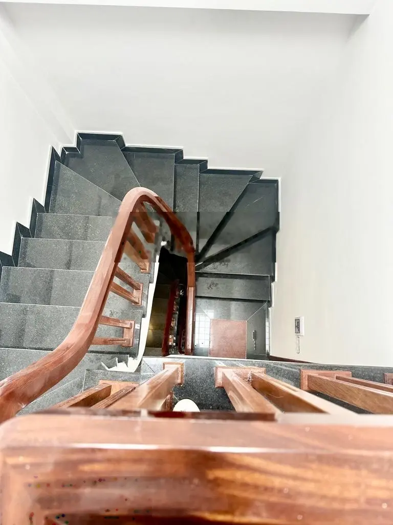 Bán nhà Đại Từ, Hoàng Mai, nhà mới sẵn nội thất, DTSD thực 36m2, 6.1 tỷ
