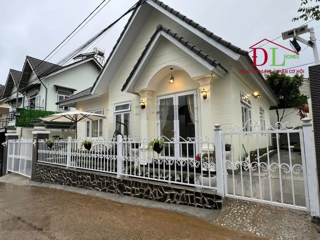 Bán biệt thự mới xây đường Trần Đại Nghĩa Phường 8 Đà Lạt có sân vườn rộng