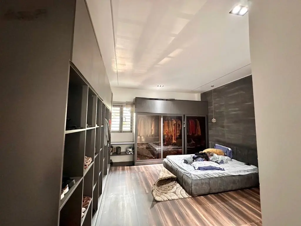 Bán nhà 4 tầng đường Đỗ Xuân Hợp, Phước Long B, hẻm xe hơi chỉ vài bước tới Trường Kỹ Nghệ 2