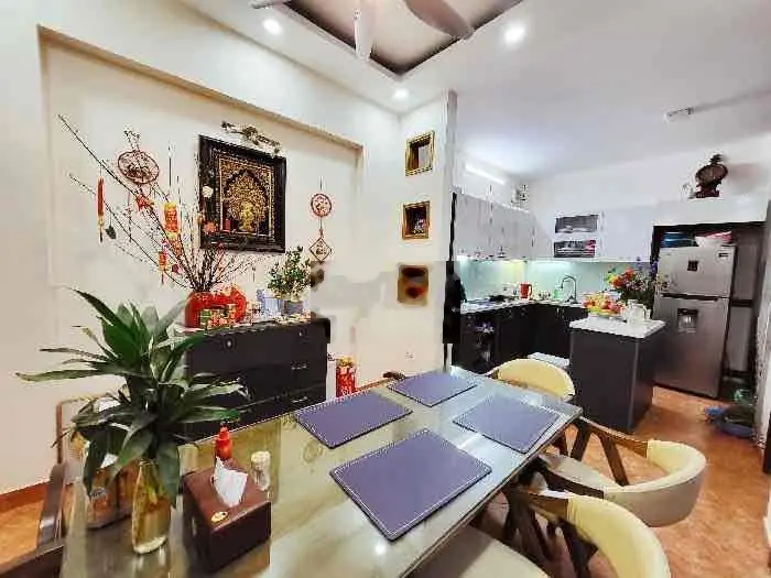 Bán nhà phố Vân Đồn - Cách 1 nhà ra phố - 40m2 - 5 tầng. Giá: 5,7 tỷ
