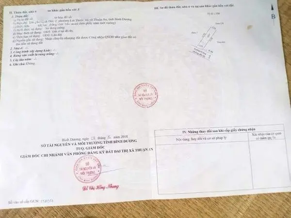 Bán nhà sổ riêng đường xe hơi gần nhà thờ Lái Thiêu