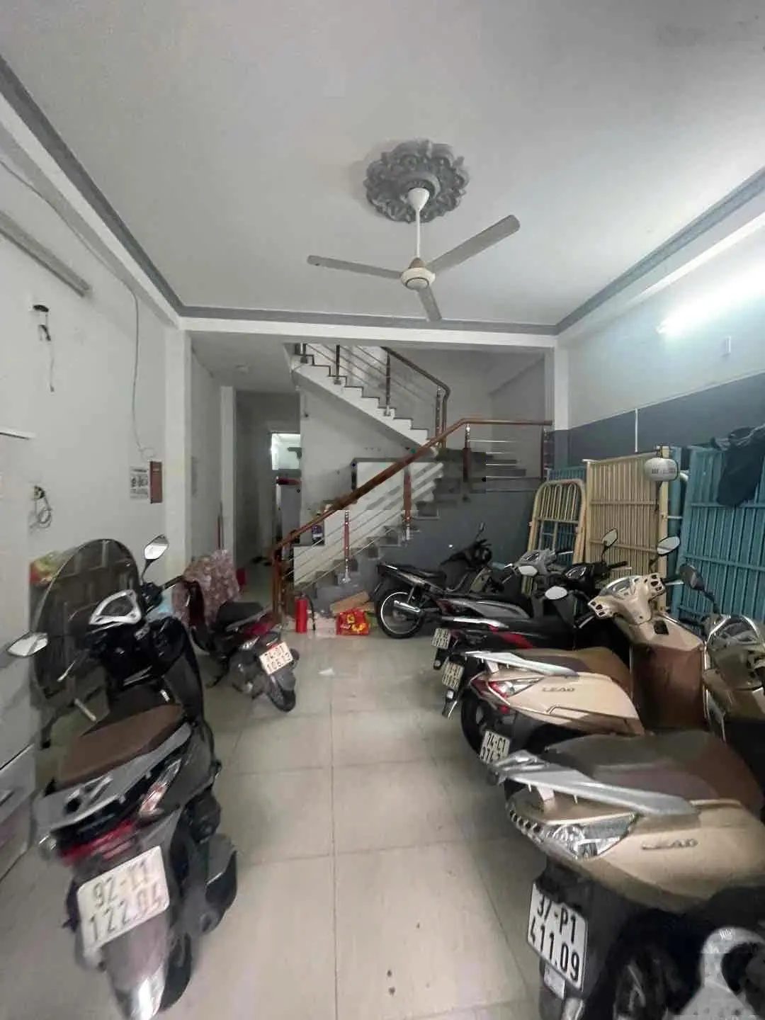 Bán căn nhà trọ 3 tầng mặt tiền đường Hoài Thanh, phố biển Ngũ Hành sơn