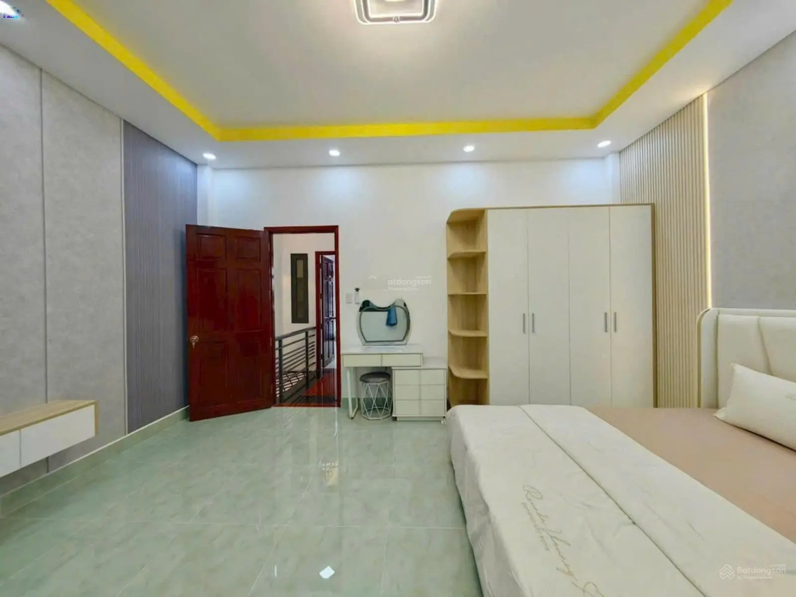 Siêu phẩm nhà đẹp cần ra gấp để chủ đi nước ngoài ngay hẻm đường Đoàn Nguyễn Tuấn, 70m2, sổ riêng