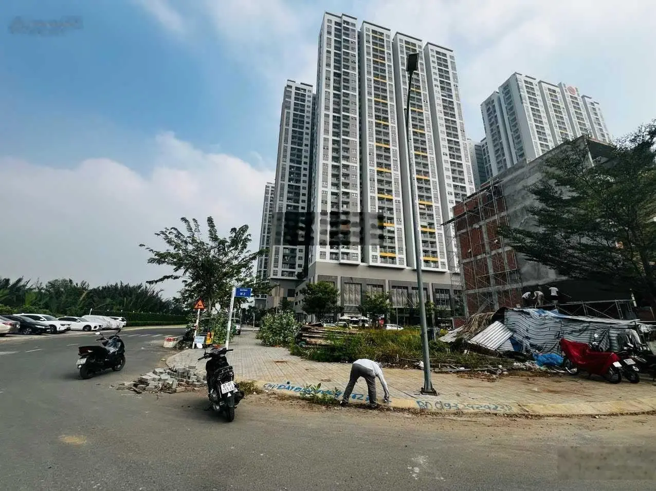 Sang nhượng lô đất MT Đào Trí, Phú Thuận, Q. 7 đường 16m, 80m2. SHR 0708 052 *** Phụng