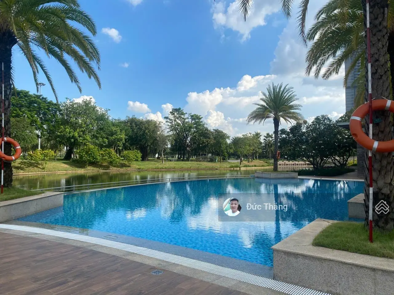 Biệt thự Tân Cảng 600m2 đất hầm 4 tầng View sông hoàn thiện full nội thất cao cấp mới 100%