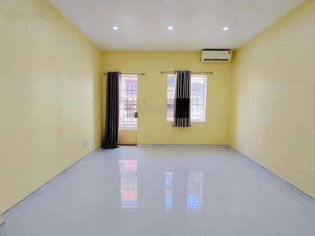 Bán nhà chính chủ hẻm đẹp 6m thông xe hơi 385/54 Lê Văn Thọ P9 4tầng 4PN 5WC 4x16m