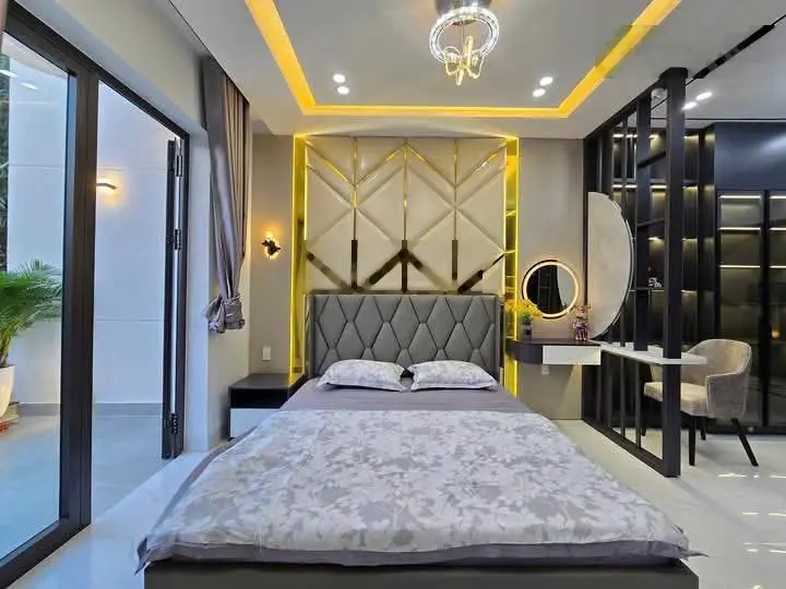 Cần Bán gấp nhà 3PN-3WC 75m2 Hoàng Hoa Thám hẻm 6m - full nội thất mới giá 2ty5