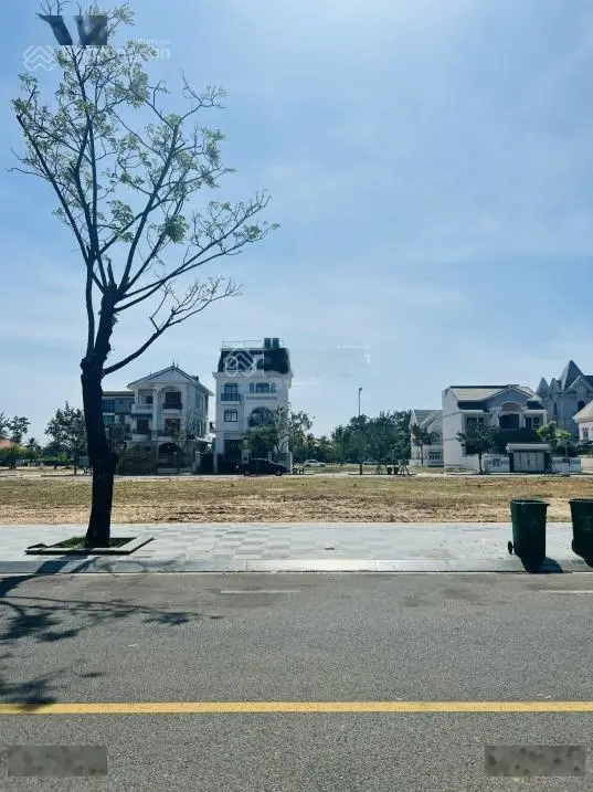 Bán đất biệt thự Thái Sơn Bộ Quốc Phòng, Phước Kiển, DT 250m2 sổ hồng riêng, XD ngay giá 50 tr/m2
