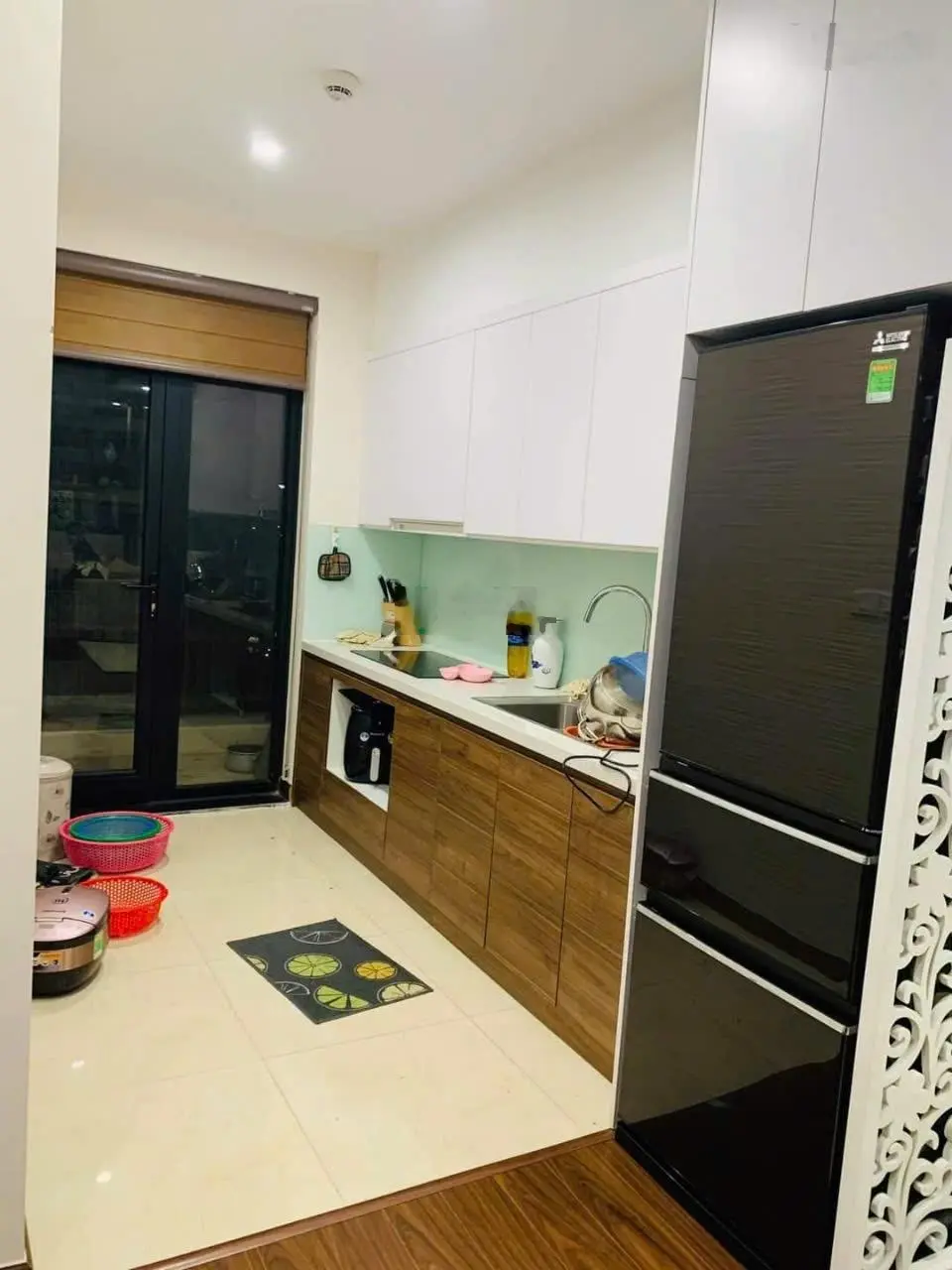 Bán nhanh căn hộ 70m2 siêu hiếm. Tầng đẹp, hướng mát. Sẵn sổ để lại full nội thất, có slot ô tô