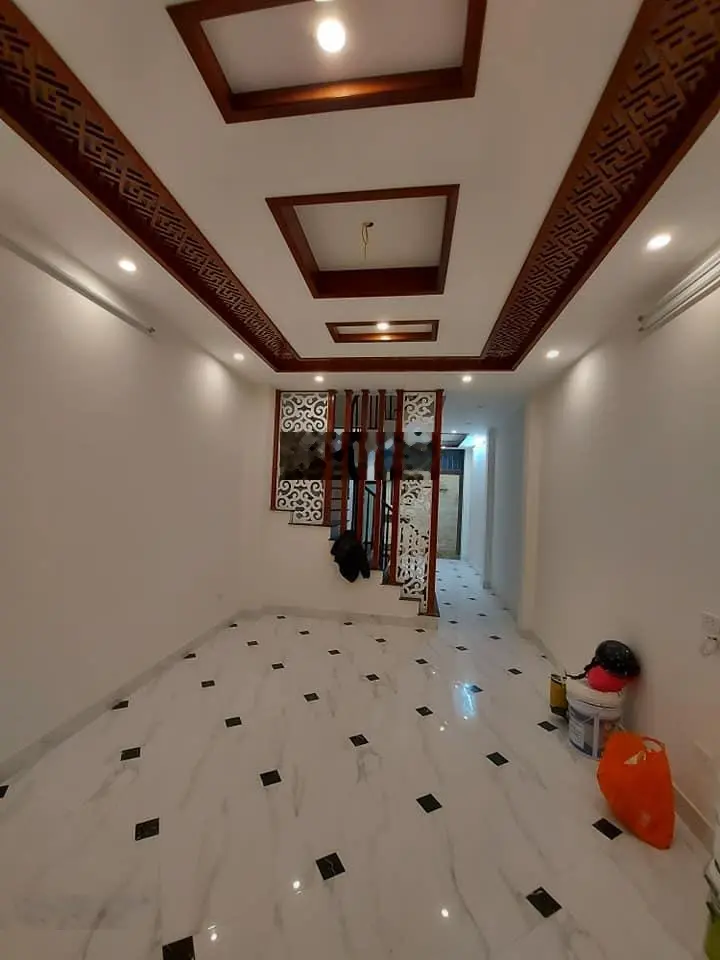 Bán NR tại Ngô Xuân Quảng, Gia Lâm, 5,3 tỷ, 38 m2 x 5 tầng, 3PN, 4WC, Ô tô VF3 đỗ cửa