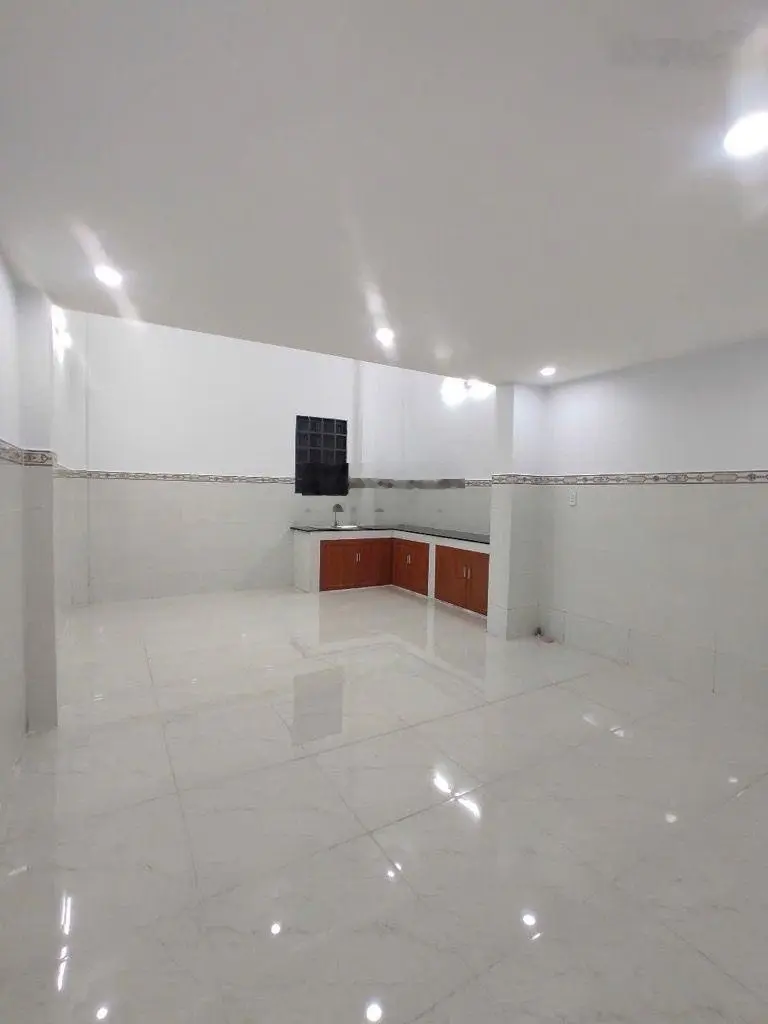 Bán nhà MT Đường số 2, BHHA, Bình Tân, DT 100m2 - 4/4.6 25 - 3 tầng, Giá 8.39 tỷ TL.