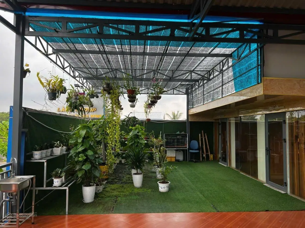 Bán gấp siêu phẩm 2 căn nhà liền kề, góc 2 mặt tiền trung tâm tx trảng bàng, tây ninh