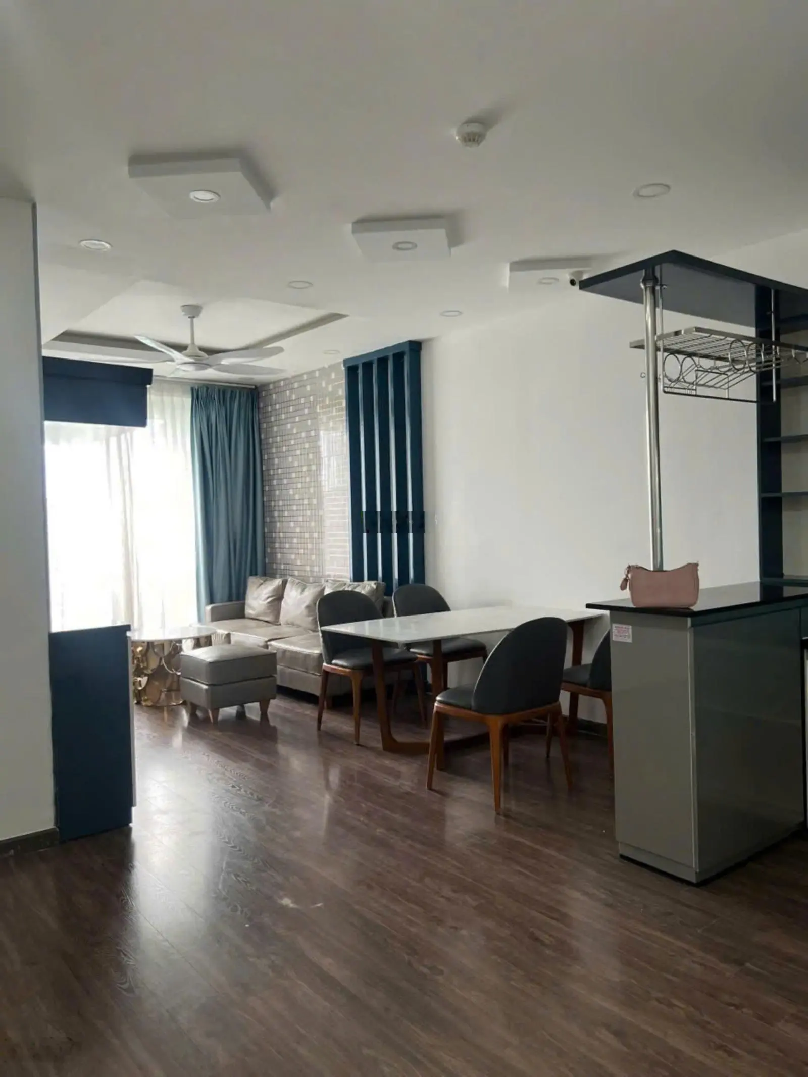 Bán Căn Hộ Richstar , 3PN , 2WC , Full Nội Thất , HĐMB , Giá : 3 Tỷ 650 , Liên Hệ : 0908 435 ***