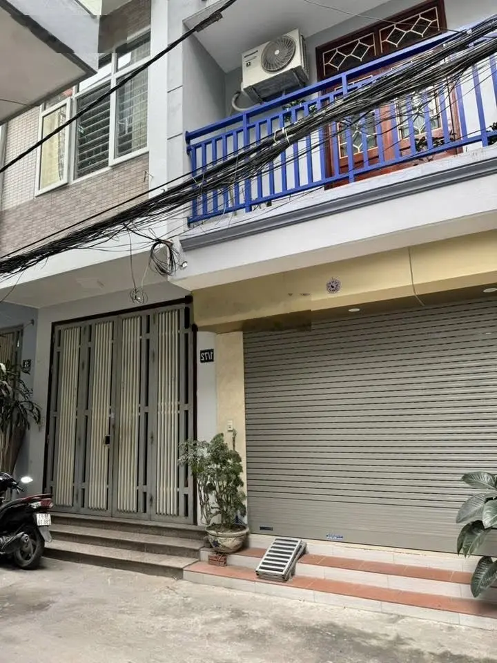 Bán nhà Láng, Đống Đa: 42m, 4 tầng, mặt tiền 3,6m giá chỉ 12 tỷ. Vừa ở vừa kinh doanh đỉnh.