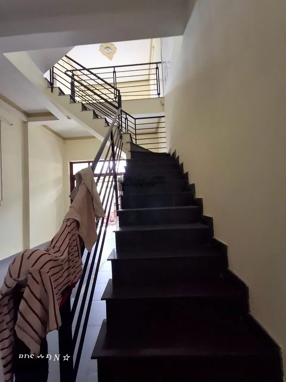 Bán nhà riêng tại Lái Thiêu, 3,2 tỷ, dtsd: 135,7 m2, 4PN, 3WC, 2 tầng, Bình Dương
