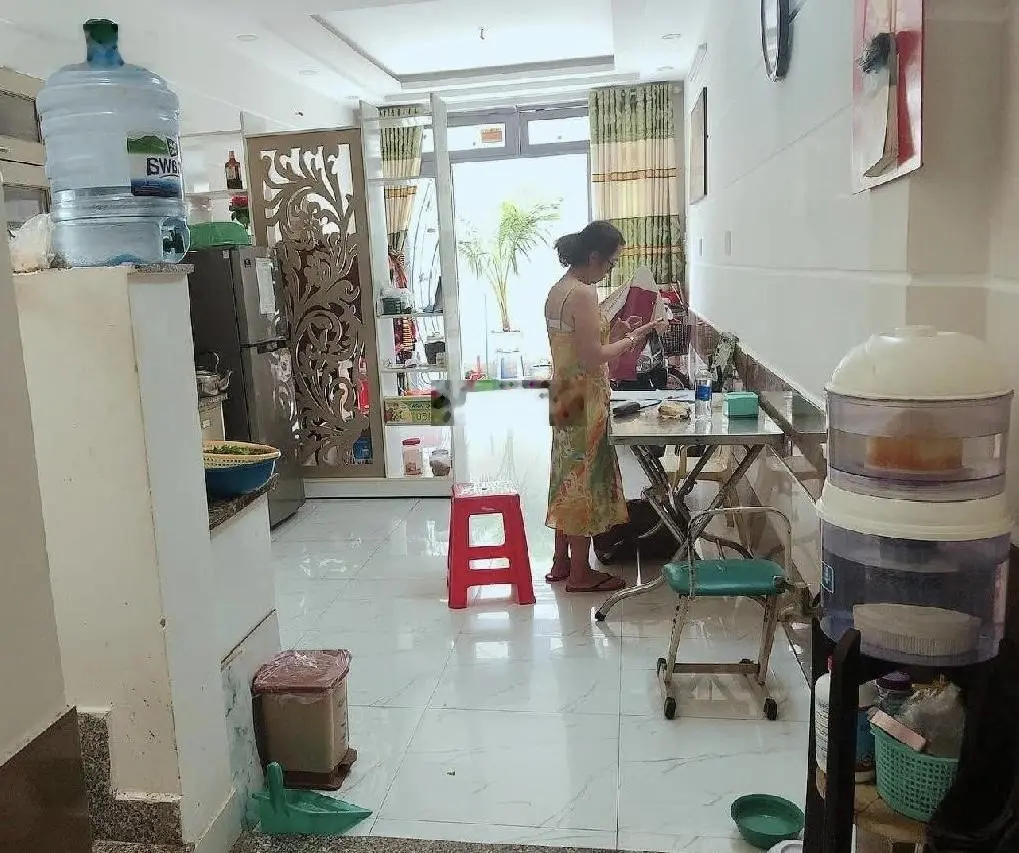 Phạm văn hai - nguyễn bậc - f2-tb -53m2 - 2t - hẻm ba gác - 6,1 tỷ .