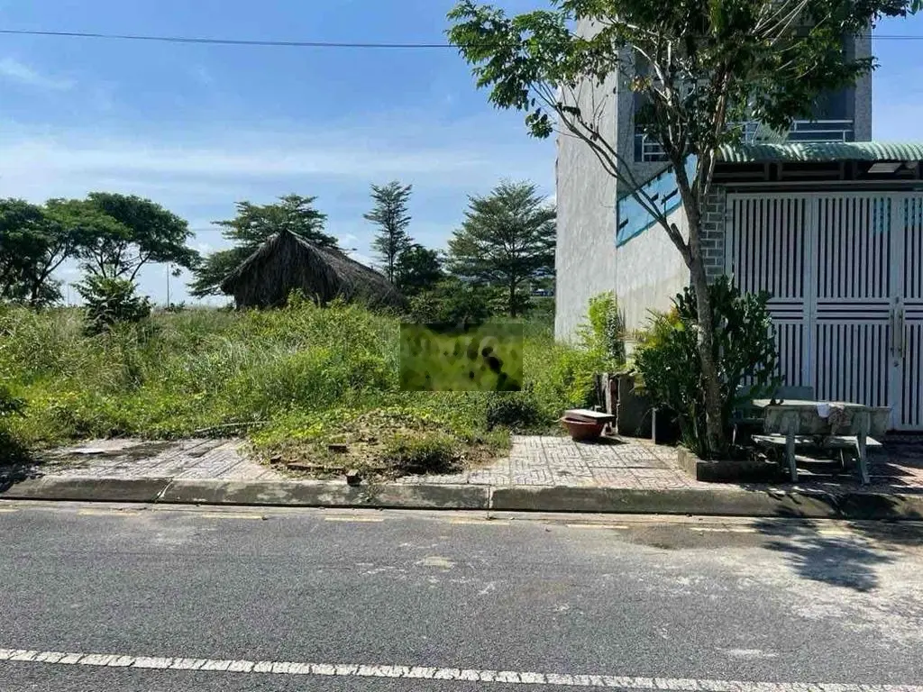 Đất thị Trấn Trảng Bom đối diện trường cấp 2 Võ Nguyên Giáp