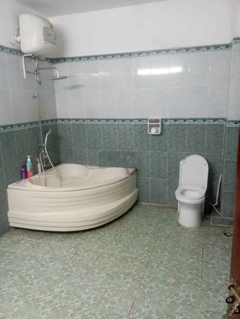 BÁN NHÀ TRỆT 3 MÊ MẶT TIỀN ĐƯỜNG NGÔ QUYỀN - CHO THUÊ 17 TRIỆU/ THÁNG