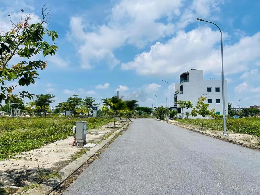 Bán Đất Nền Khu Đô Thị FPT Giá 2Tỷ750