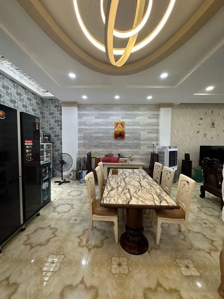 Bán nhà Mặt tiền quận 8 ,160m2,ngang 8,4 tầng,đường Trần thị ngôi,giá 27,5 tỷ (TL) Pháp lý chuẩn