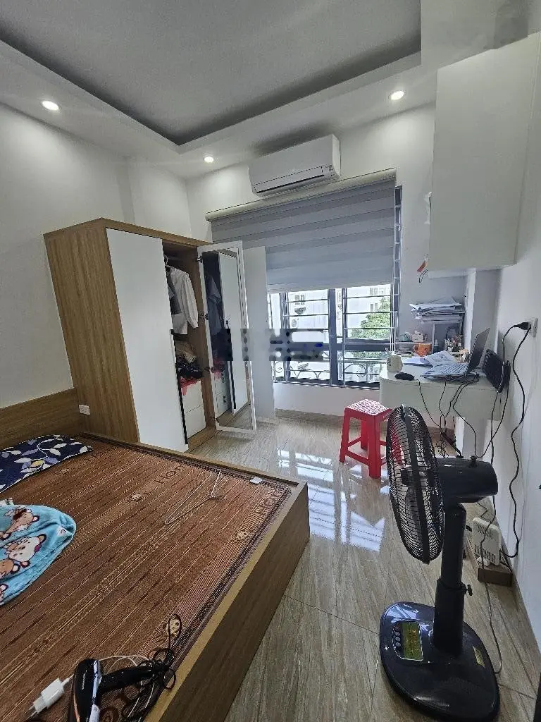 Bán nhà tam hiệp ô tô đỗ cửa- ngõ ô tô chạy thông - gần trường học - giá 5,x tỷ
