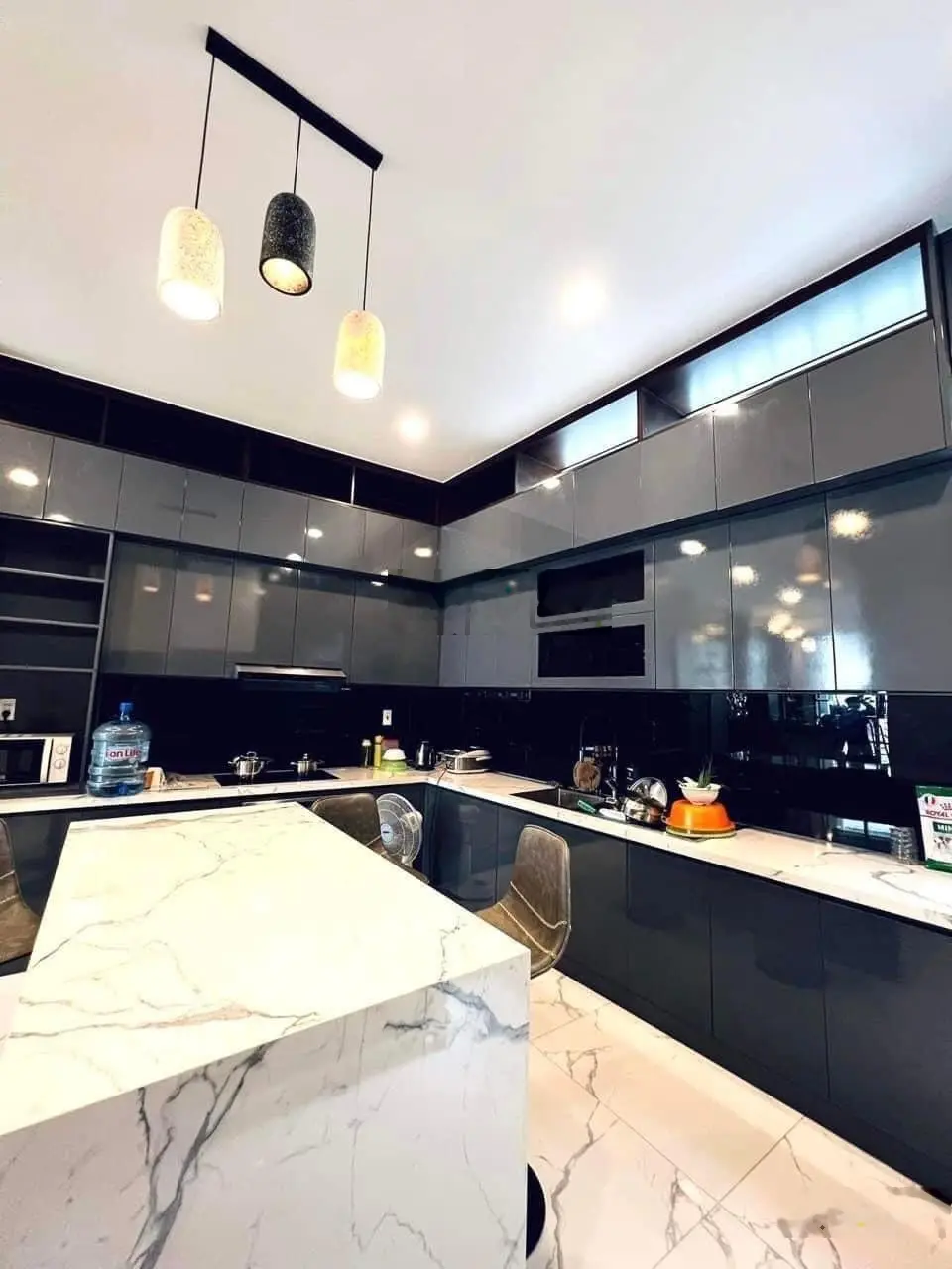 Tôi cần bán nhà MTH đường Luỹ Bán Bích, Tân Phú - Giá 2 tỷ 250 / 56m2 (4x14). Sổ hồng riêng. 4PN 4W