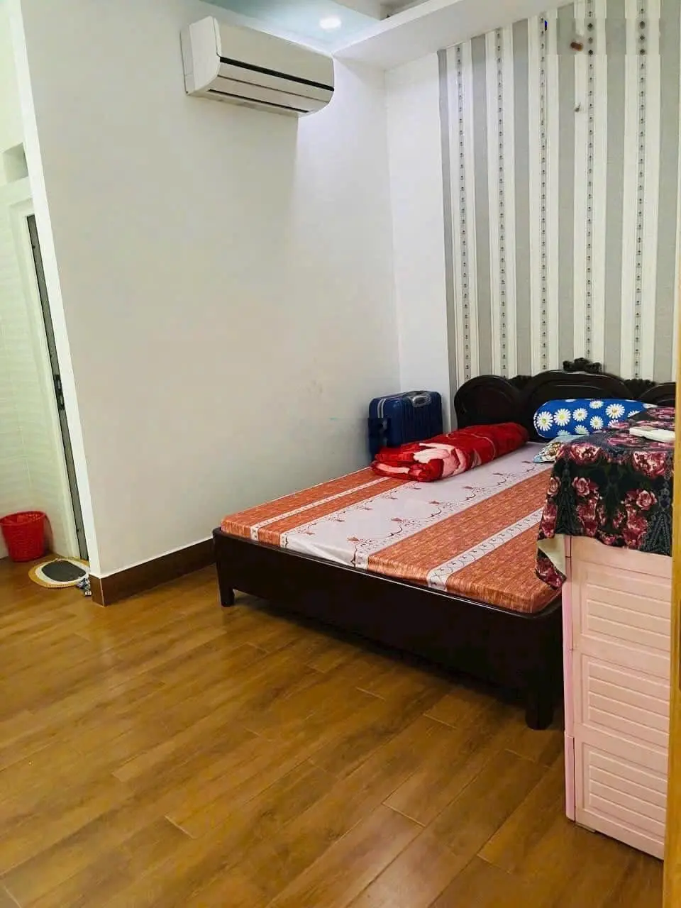 Chính chủ bán nhà cho thuê 20 triệu/th Đ. Bạch Vân, Phường 5, Quận 5. 55m2. 5 tầng