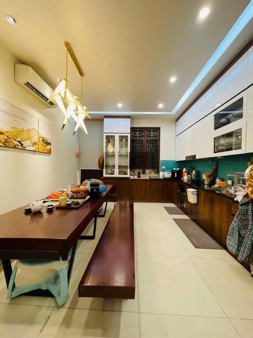 Siêu hiếm nhà đẹp, phố Tư Đình Long Biên 80 m2 x 4 tầng chỉ 15.6 tỷ còn bớt tầng 1 sân để ô tô
