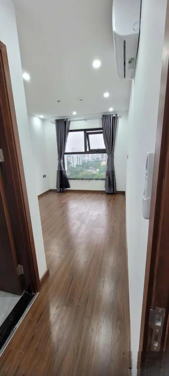 Chính chủ gửi bán CH 71m2 siêu rẻ đẹp + siêu mới KĐT Việt Hưng, giá Siêu tốt Phương Đông Green Home