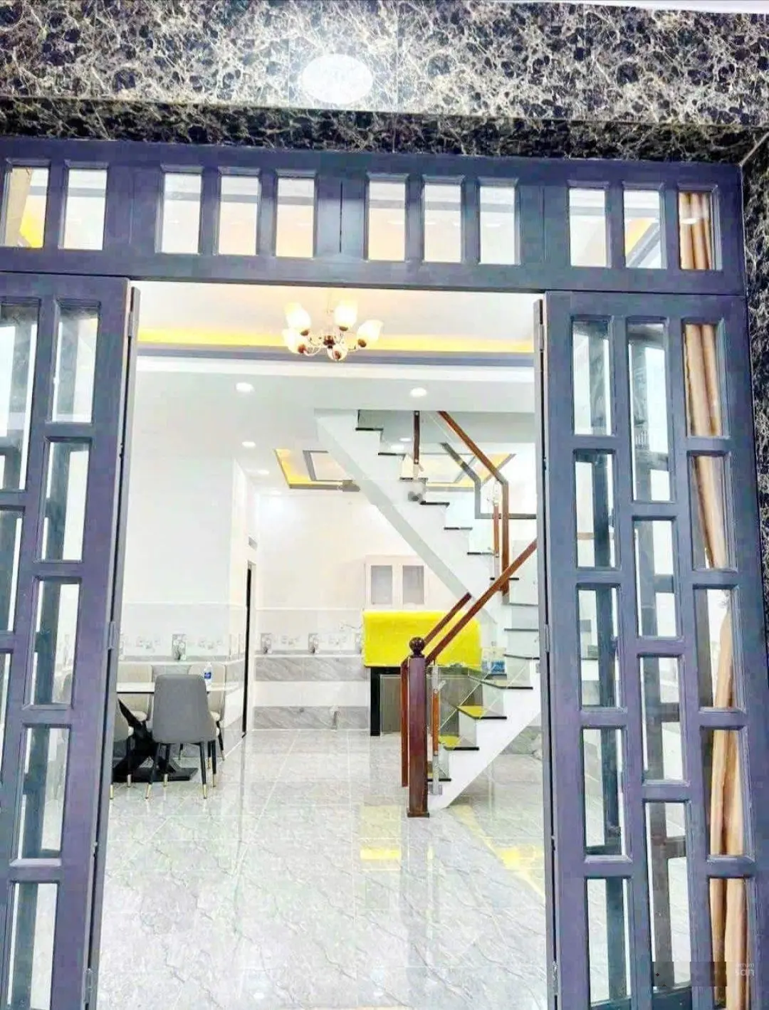 Nhà đẹp ngang 5m Lâm Văn Bền Q7 ngay sát HXH chỉ nhỉnh 5 tỉ