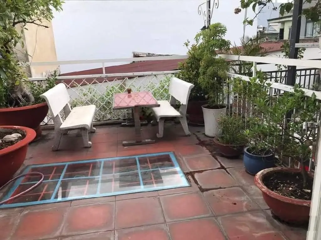 Nhà 3 tầng, 4x17m, hẻm xe hơi. Nguyễn Văn Quá, gần giáo xứ Chợ Cầu