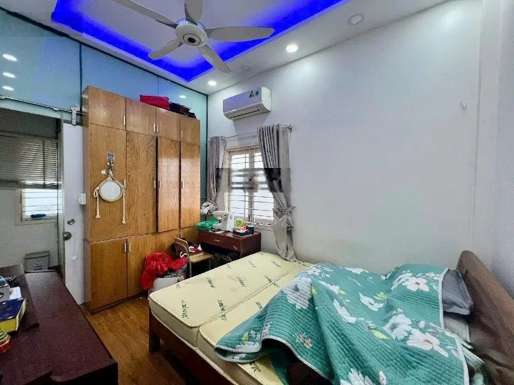 Chỉ 6,2 tỷ. Nhà 2 tầng, 64m2, ngang 5,3m. HXH 1/ Phạm Văn Đồng, Phường 3, Gò Vấp. Gần sân bay